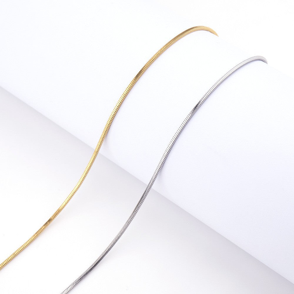 AWT-179 Thin Snake Chain – Elegant Stainless Steel Necklace, Stylish Jewellery Accessory for Women
