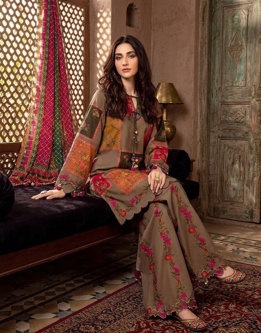 Trendy All-Over Digital Print Swiss Lawn 3 Piece Unstitched Dress with Soft Chiffon Dupatta – Lawn Collection 2026  Orbito mart | quality mai sb se agay